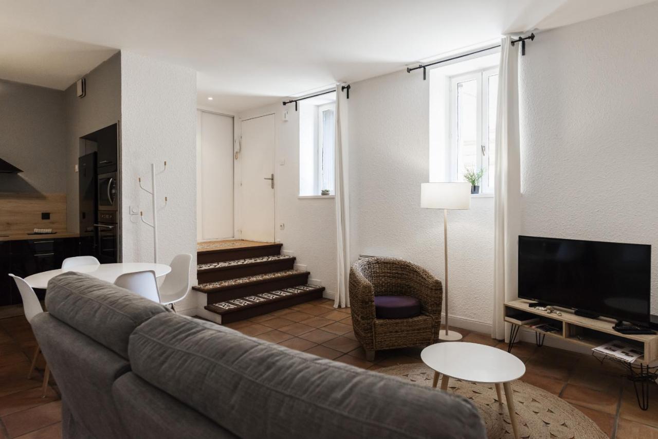 Chez Carca, Au Pied De La Cite Apartment